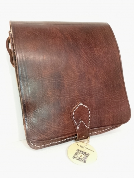 Bolso artesanal de cuero o piel marrón Légolas – La Gata Voladora