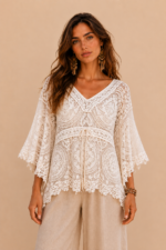 Poncho de encaje Ananda estilo boho ibicenco de algodón y viscosa