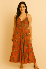 Vestido largo de seda Oshun Gold con detalles dorados y escote ajustable estilo boho chic