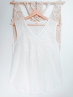 blusa bordada blanca