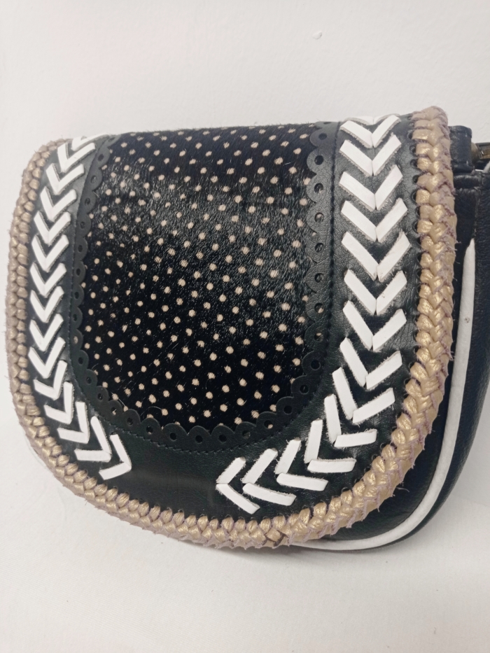 bolso de piel negro