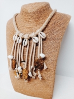 collar bohemio conchas marinas