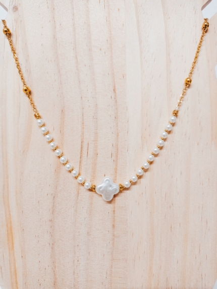 collar acero Perola blancas boho chic La Gata Voladora Alpujarra Almería