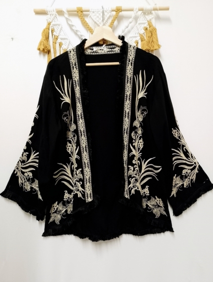 Chaqueta Kimono Sultana bordada de algodón boho – La Gata Voladora
