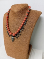 Collar Bohemio Aruna salmón estilo étnico – La Gata Voladora