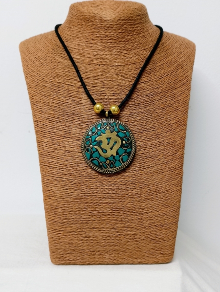 Collar Shiva Om boho chic verde – La Gata Voladora