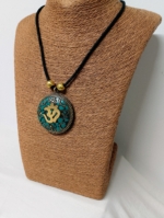 Collar Shiva Om boho chic verde – La Gata Voladora