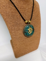 Collar Shiva Om boho chic verde – La Gata Voladora
