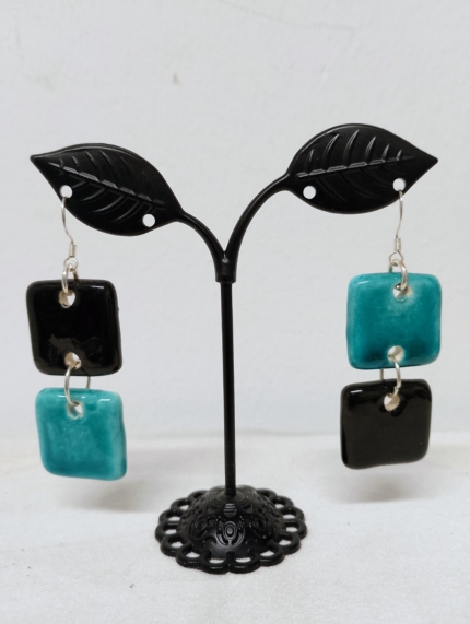 Pendientes de ceramica artesanales Nut color turquesa - La Gata Voladora