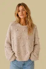 Jersey Estilo Boho Deva beige punto pompones boho La Gata Voladora Alpujarra Almeria
