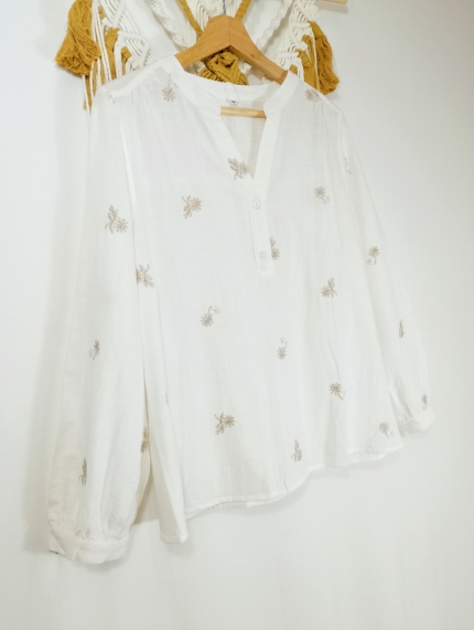 Blusa bordada algodón boho blanca con flores – Blusa Bordada Flor de Algodón estilo natural y artesanal en tallas M, L, XL y XXL