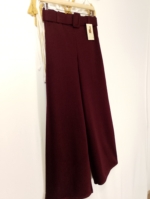 Pantalón palazzo espiga boho color vino con cinturón – invierno con estilo natural y elegante - La Gata Voladora