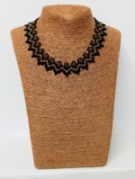 collar boho noche ancestral negro dorado artesanal estilo bohemio La Gata Voladora Alpujarra Almería