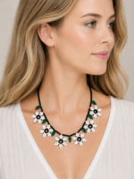 collar artesanal flores blanco estilo boho étnico bohemio La Gata Voladora Alpujarra Almería