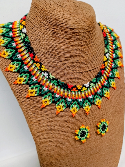 conjunto collar pendientes alma artesanía indígena Colombia - La Gata Voladora - Laujar de Andarax