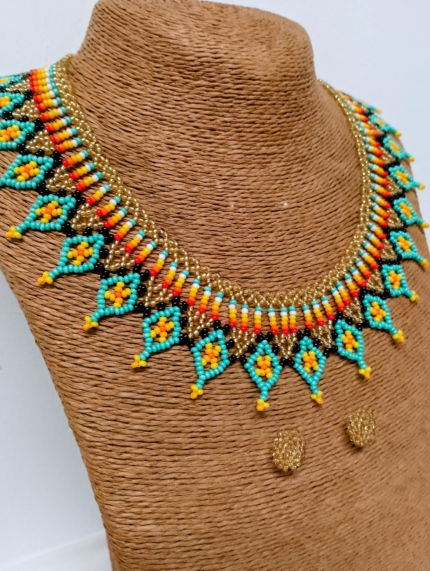 Conjunto collar y pendientes brillo indígena boho artesanal Colombia estilo étnico , La Gata Voladora Alpujarra Almería