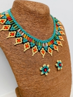 Conjunto collar pendientes luz indígena boho artesanal Colombia la Alpujarra Almeria La Gata Voladora