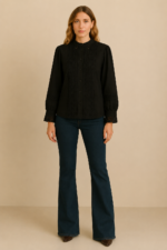 Blusa encaje Nerea color negro boho chic La Gata Voladora Alpujarra Almeria