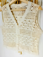 chaleco crochet boho beige La Gata Voladora Alpujarra Almería