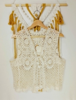 chaleco boho beige crochet calado algodon La Gata Voladora Alpujarra Almeria