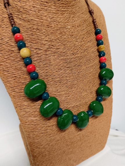 collar cerámica brasil boho verde artesanal cordón ajustable La Gata Voladora Alpujarra Almería