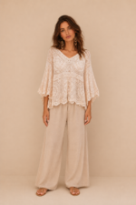 poncho encaje beige boho chic La Gata Voladora Alpujarra Almeria