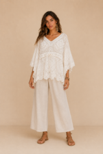 poncho encaje blanco boho chic La Gata Voladora Alpujarra Almeria