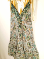 Vestido de seda Obá Obá con escote ajustable estilo boho chic La Gata Voladora La Alpujarra