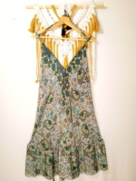 Vestido de seda Obá Obá con escote ajustable estilo boho chic La Gata Voladora La Alpujarra