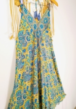 vestido seda ibicenco mujer estampado tirantes finos look verano boho La Gata Voladora Alpujarra Almería