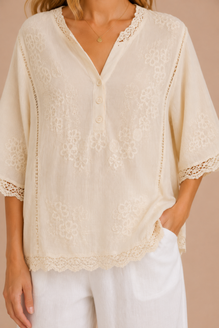 blusa boho chic alba beige bordada algodon La Gata Voladora Alpujarra Almeria