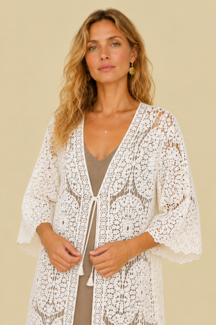 chaqueta crochet larga mandala estilo ibicenco blanca La Gata Voladora Alpujarra Almeria