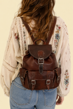 Mochila piel jamila marron estilo boho unisex marruecos La Gata Voladora Alpujarra Almeria