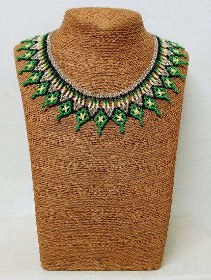 Collar Selva Esmeralda etnico boho chic artesanal La Gata Voladora Alpujarra Almeria