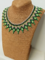 Collar Selva Esmeralda collar tribal artesanal boho chic La Gata Voladora Alpujarra Almeria