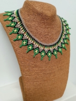 Collar Selva Esmeralda complemento etnico boho chic artesanal La Gata Voladora Alpujarra Almeria