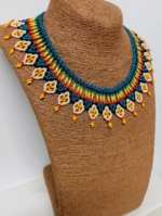 Collar Tribal Arcoíris collar tribal boho chic artesanal La Gata Voladora Alpujarra Almeria