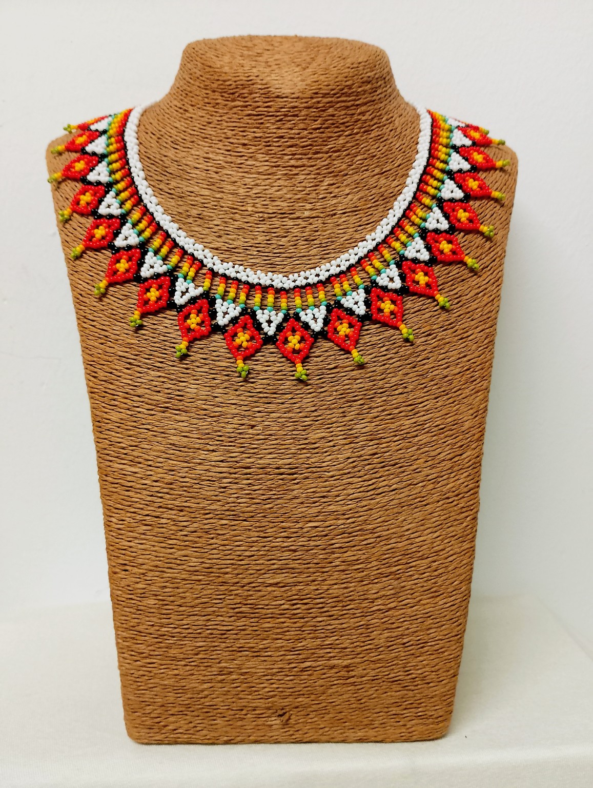 Collar Tribal Llama Sagrada (1) Collar Tribal Llama Sagrada collar etnico artesanal boho chic La Gata Voladora Alpujarra Almeria