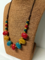 Collar ceramica Brasil boho chic rojo turquesa mostaza La Gata Voladora Alpujarra Almeria