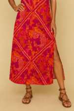 vestido estampado buganvilla en modelo boho chic La Gata Voladora Alpujarra Almeria