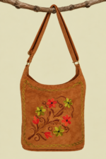 Bolso de Piel Bordado Floral Camel boho chic La Gata Voladora Laujar de Andarax Almeria