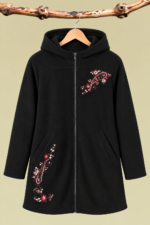 Chaqueta Forro Polar Flora negra bordada boho chic La Gata Voladora Laujar de Andarax