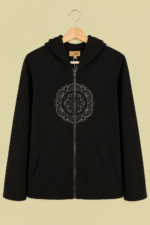 Chaqueta Forro Polar Mandala negro capucha bordado bohemio La Gata Voladora Alpujarra Almeria