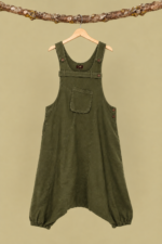 Peto de Algodon Coline verde caqui estilo boho La Gata Voladora Alpujarra Almeria