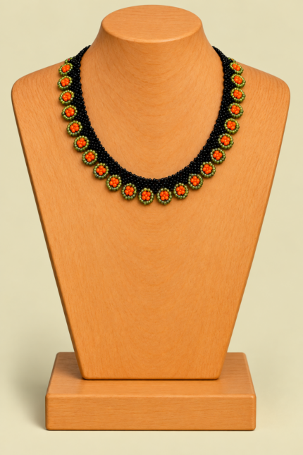 Collar Boho Tierra Viva artesanal de Colombia La Gata Voladora Laujar de Andarax