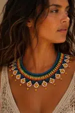 Collar étnico colombiano de cuentas hecho a mano La Gata Voladora Alpujarra Almeria