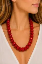 Collar rojo con piedras estilo boho La Gata Voladora Laujar de Andarax Almeria