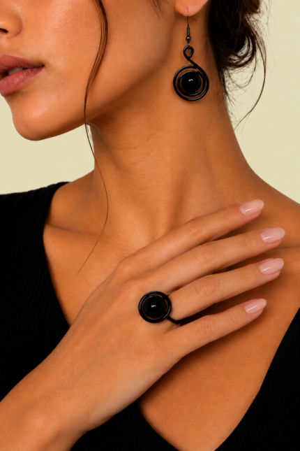 Conjunto Anillo y Pendientes Espiral Almau negro estilo boho chic La Gata Voladora Laujar de Andarax Almeria