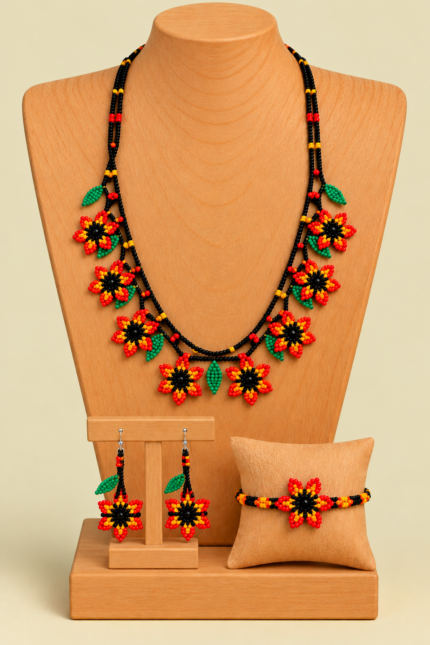 Conjunto Collar Pendientes y Pulsera Colombia Boho Floral multicolor artesanal La Gata Voladora Laujar de Andarax