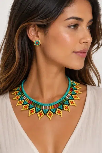 Conjunto Collar y Pendientes Luz Indigena Boho etnico hecho a mano en Colombia La Gata Voladora Laujar de Andarax